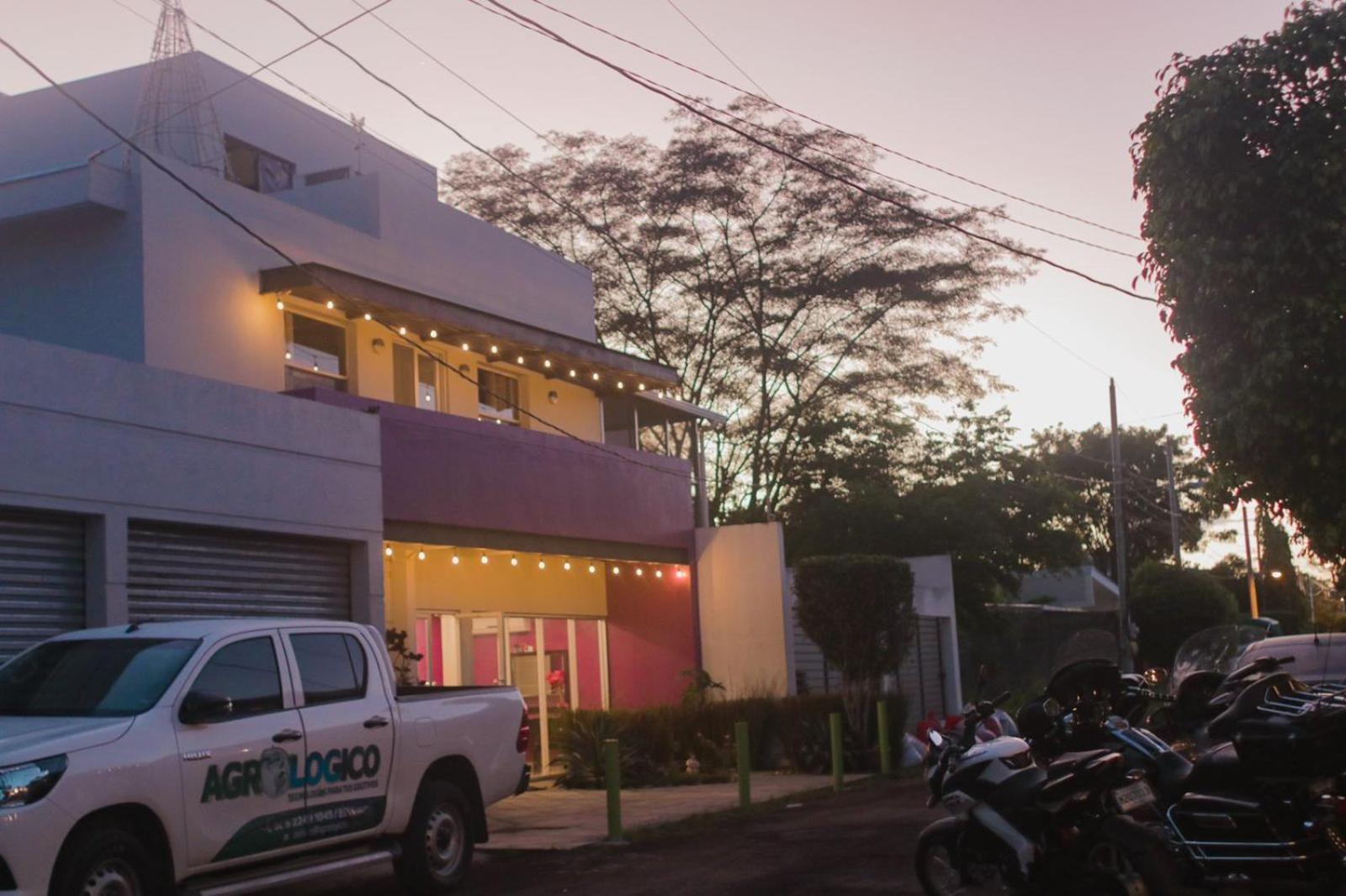Airport Inn Managua Exterior photo