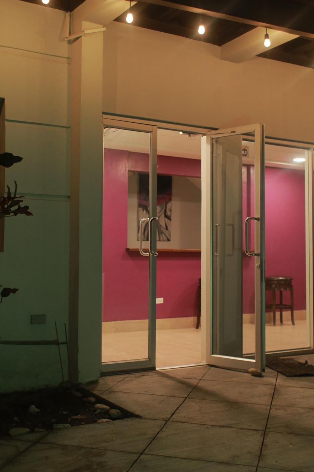 Airport Inn Managua Exterior photo