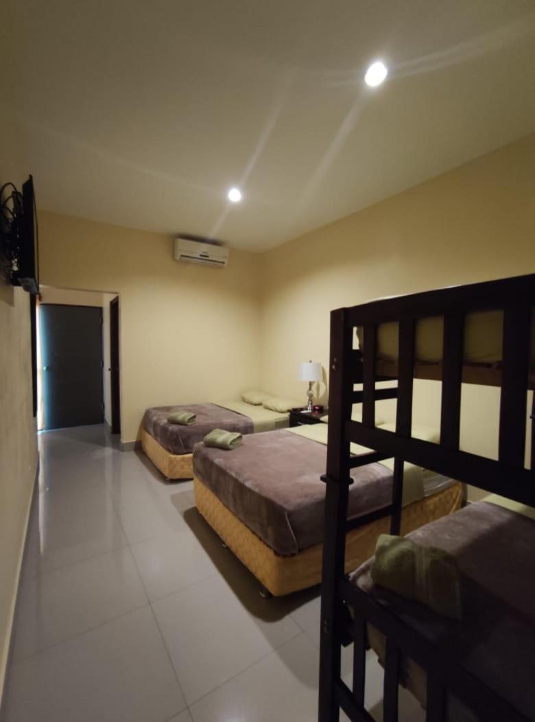 Airport Inn Managua Exterior photo
